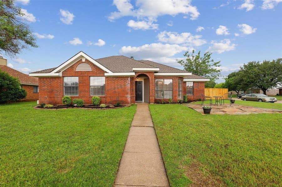 Property photo for 400 Azalea Drive, Allen, TX