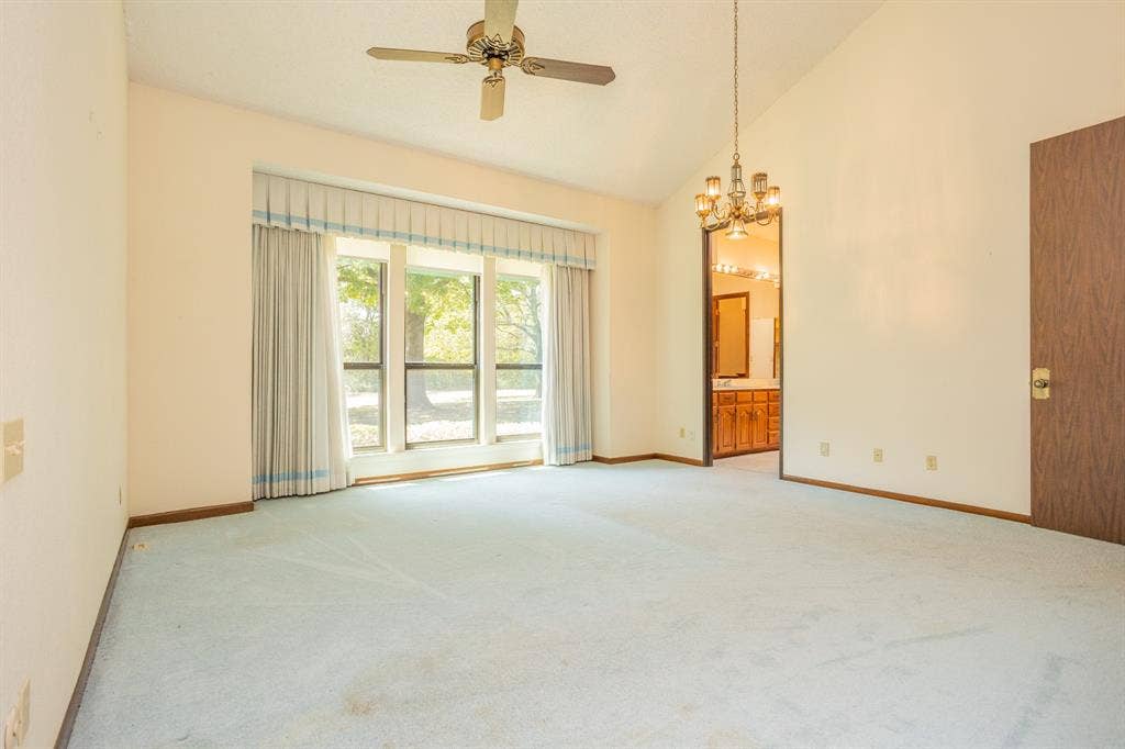 2300 W MAIN Street, Lancaster, TX 75146 Master bedroom showing bath entrance.