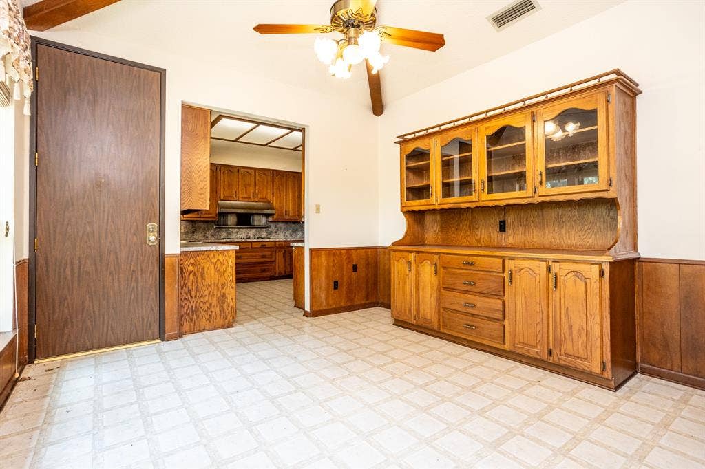 2300 W MAIN Street, Lancaster, TX 75146 Breakfast area offers door to exterior and patio.