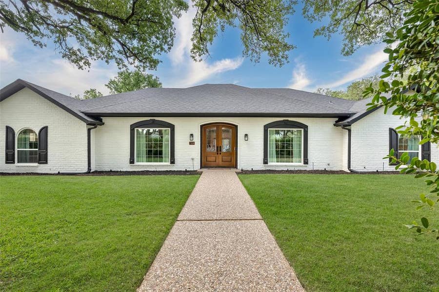 Property photo for 7108 Hunters Ridge Drive, Dallas, TX