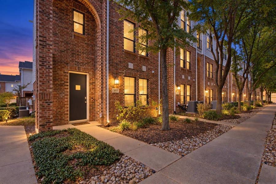 Property photo for 3815 Birkdale Drive, Fort Worth, TX