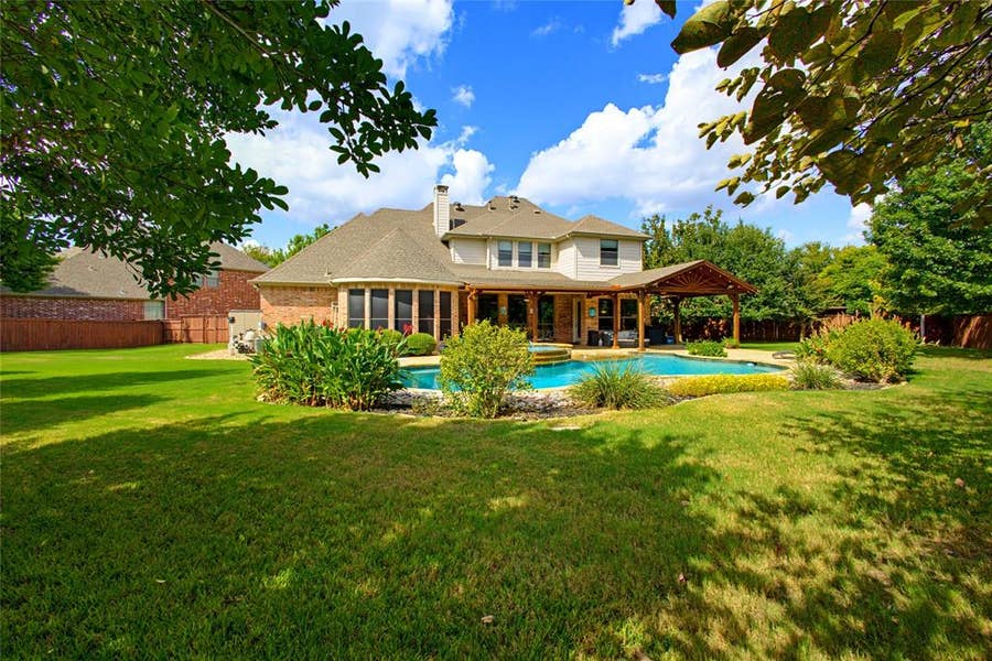 Property photo for 7501 Thistledown Drive, McKinney, TX