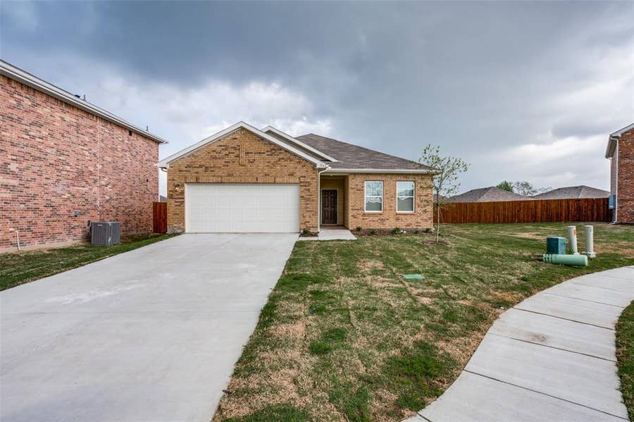 Property photo for 704 Bois D Arc Lane, Anna, TX