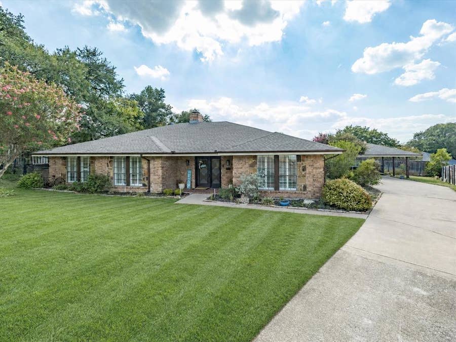 Property photo for 8505 Treetop Court, Fort Worth, TX