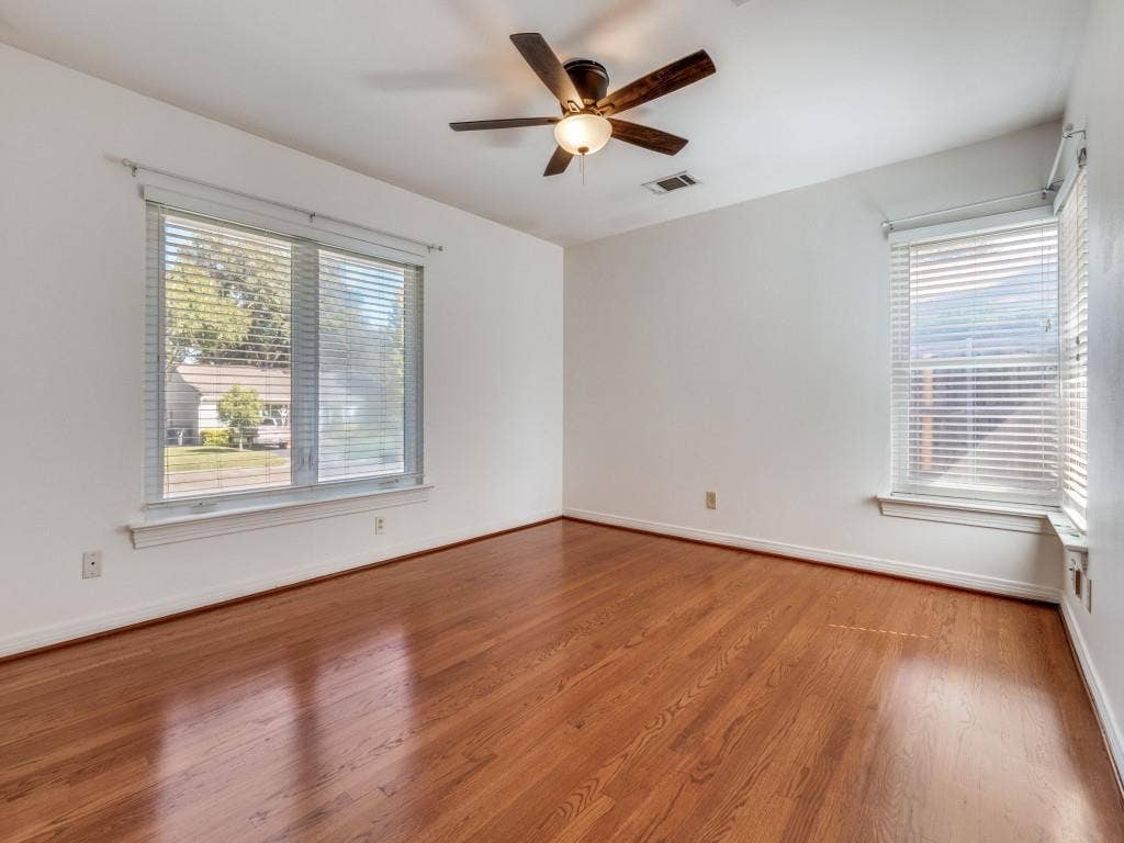 6150 Ravendale Lane, Dallas, TX 75214 6150 Ravendale Lane, Dallas, TX 75214