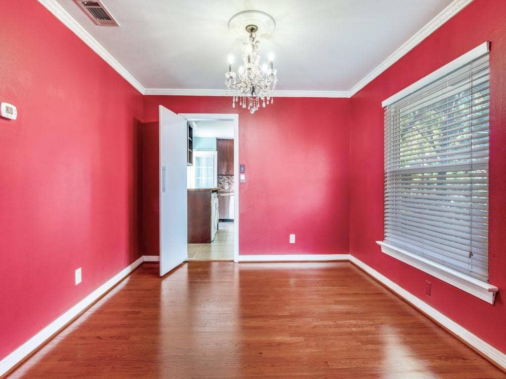 6150 Ravendale Lane, Dallas, TX 75214 6150 Ravendale Lane, Dallas, TX 75214