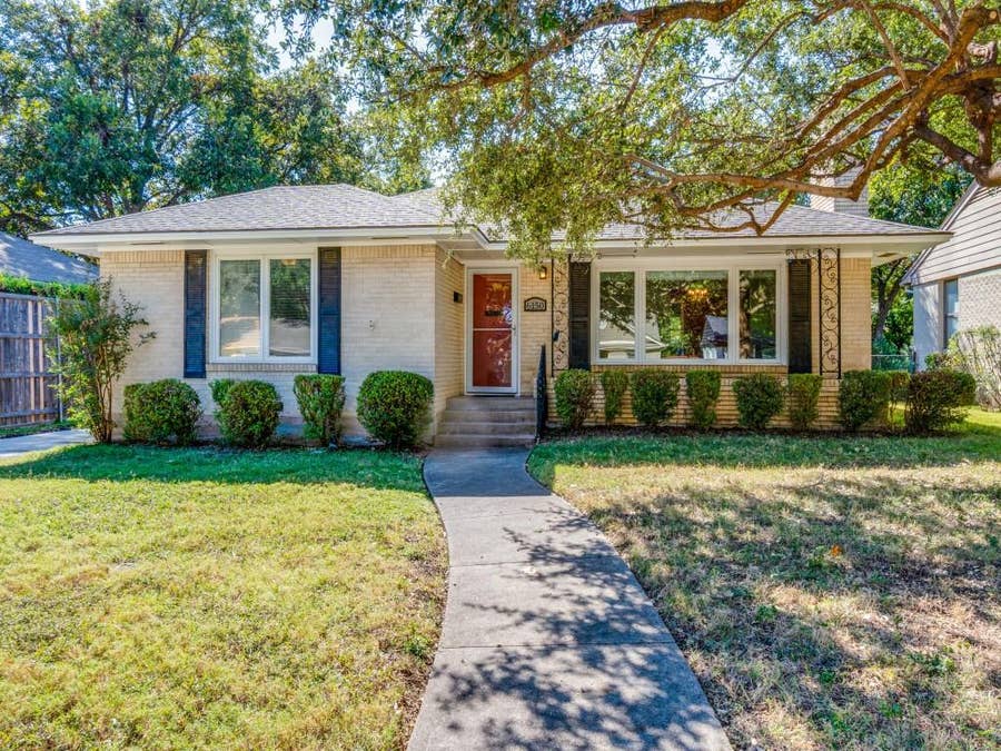 Property photo for 6150 Ravendale Lane, Dallas, TX