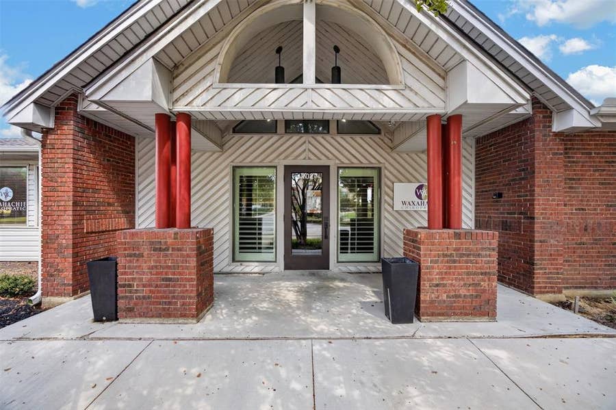 Property photo for 102 Ymca Drive, Waxahachie, TX