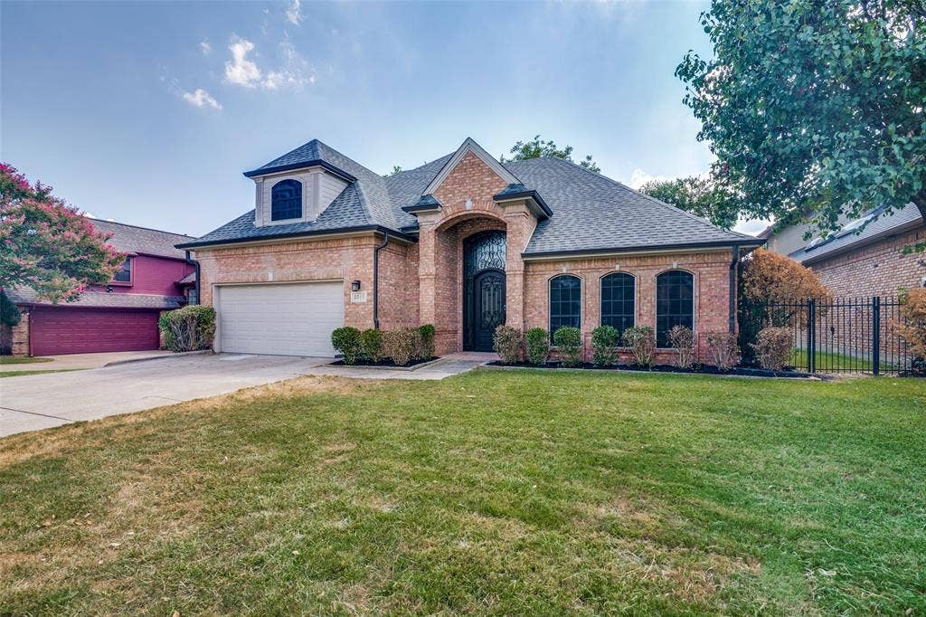 2907 Bluffview Drive, Garland, TX 75043 2907 Bluffview Drive, Garland, TX 75043