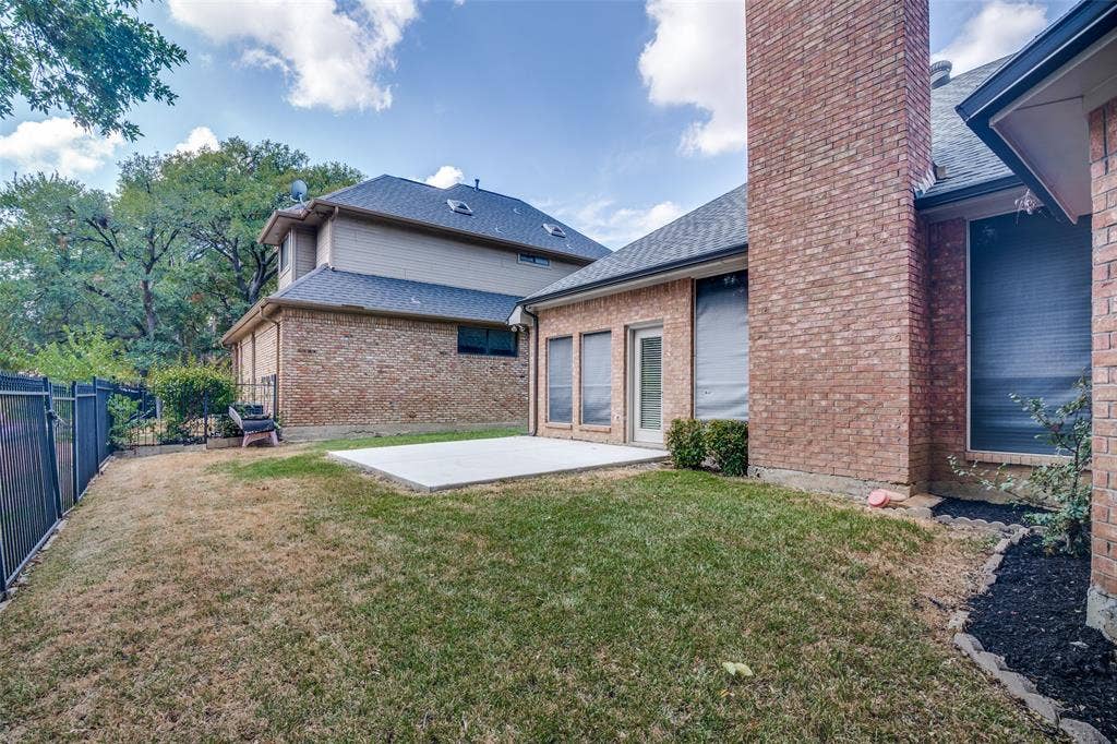 2907 Bluffview Drive, Garland, TX 75043 2907 Bluffview Drive, Garland, TX 75043