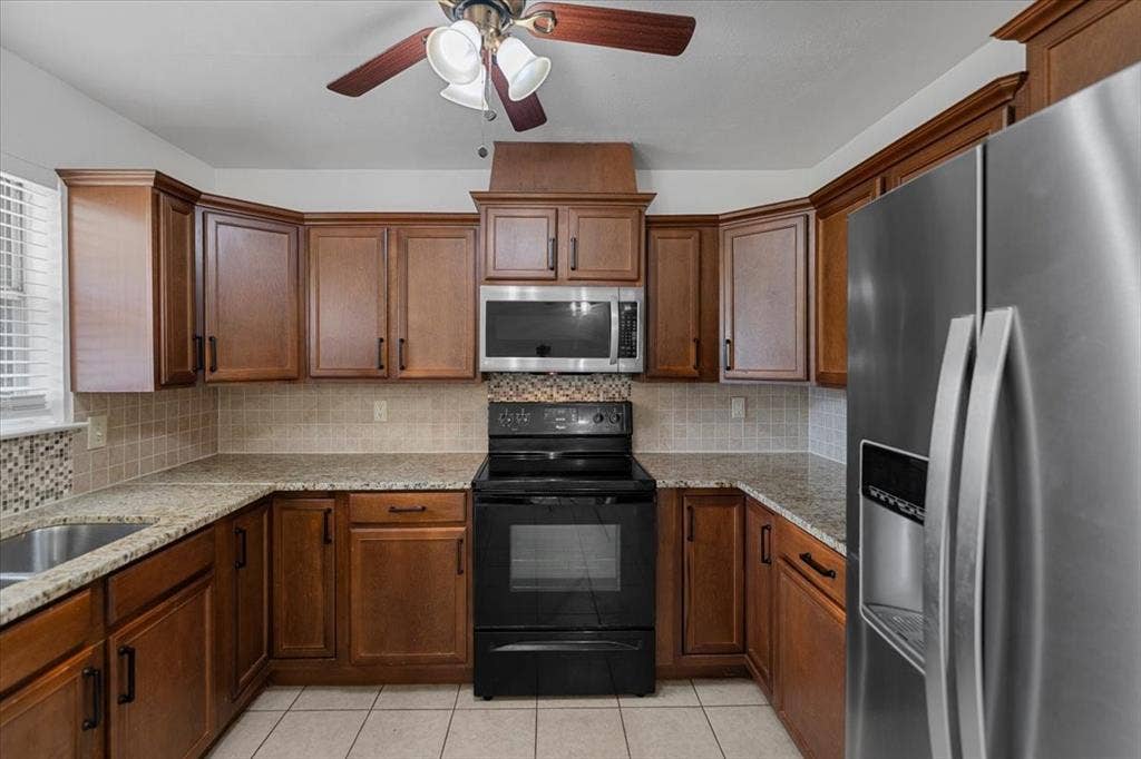 817 Warren Way, Richardson, TX 75080