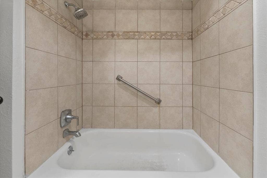 817 Warren Way, Richardson, TX 75080
