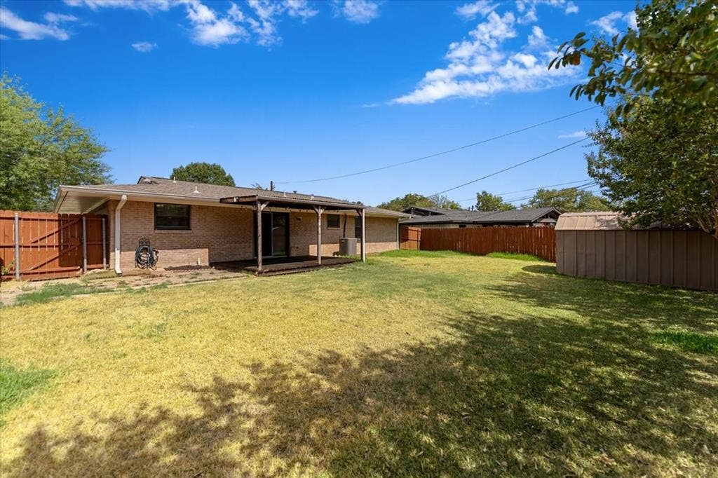 817 Warren Way, Richardson, TX 75080