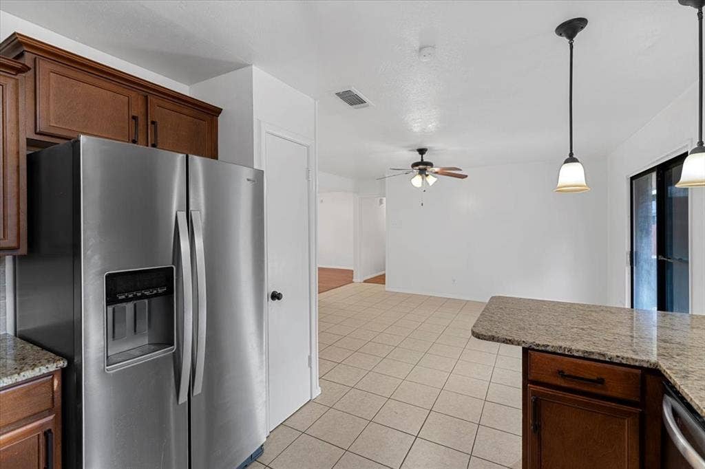 817 Warren Way, Richardson, TX 75080