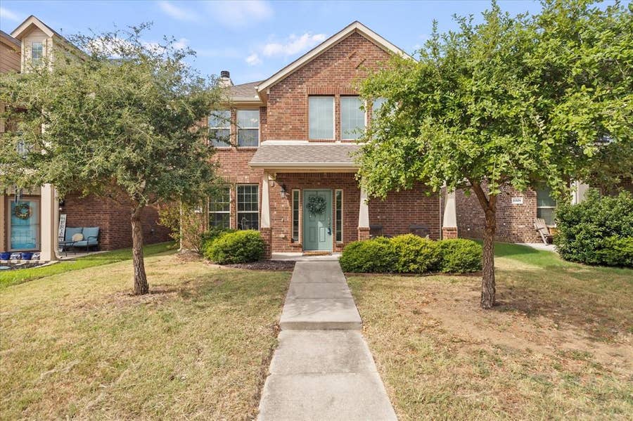 Property photo for 1225 Honeywood Lane, Royse City, TX