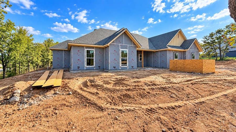 Property photo for 119 Spring Valley Road, Paradise, TX