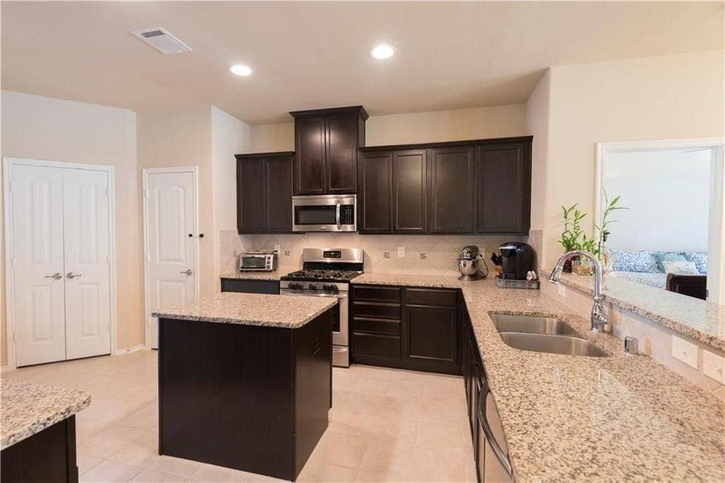 3514 Founders Way, Melissa, TX 75454 3514 Founders Way, Melissa, TX 75454