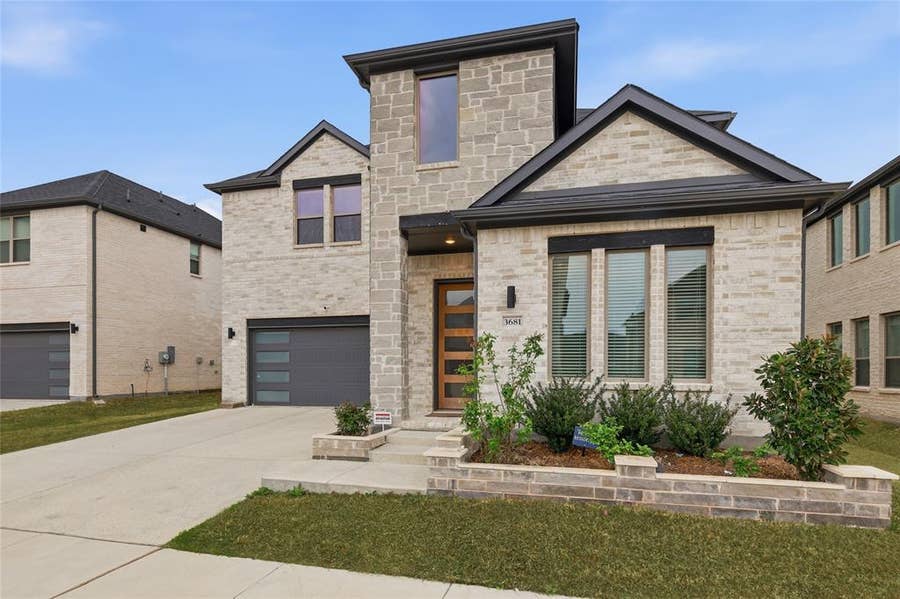 Property photo for 3681 Hollow Pine Drive, Frisco, TX