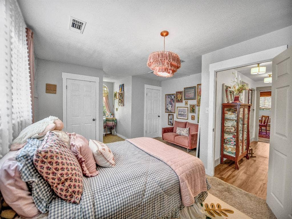 105 Mariah Drive, Weatherford, TX 76087 105 Mariah Drive, Weatherford, TX 76087