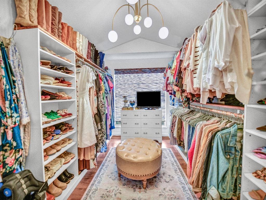 105 Mariah Drive, Weatherford, TX 76087 Massive custom walk-in closet