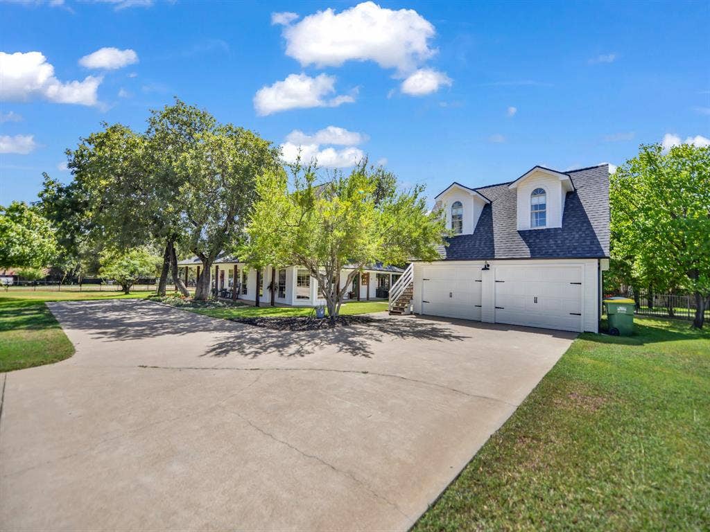 105 Mariah Drive, Weatherford, TX 76087 105 Mariah Drive, Weatherford, TX 76087
