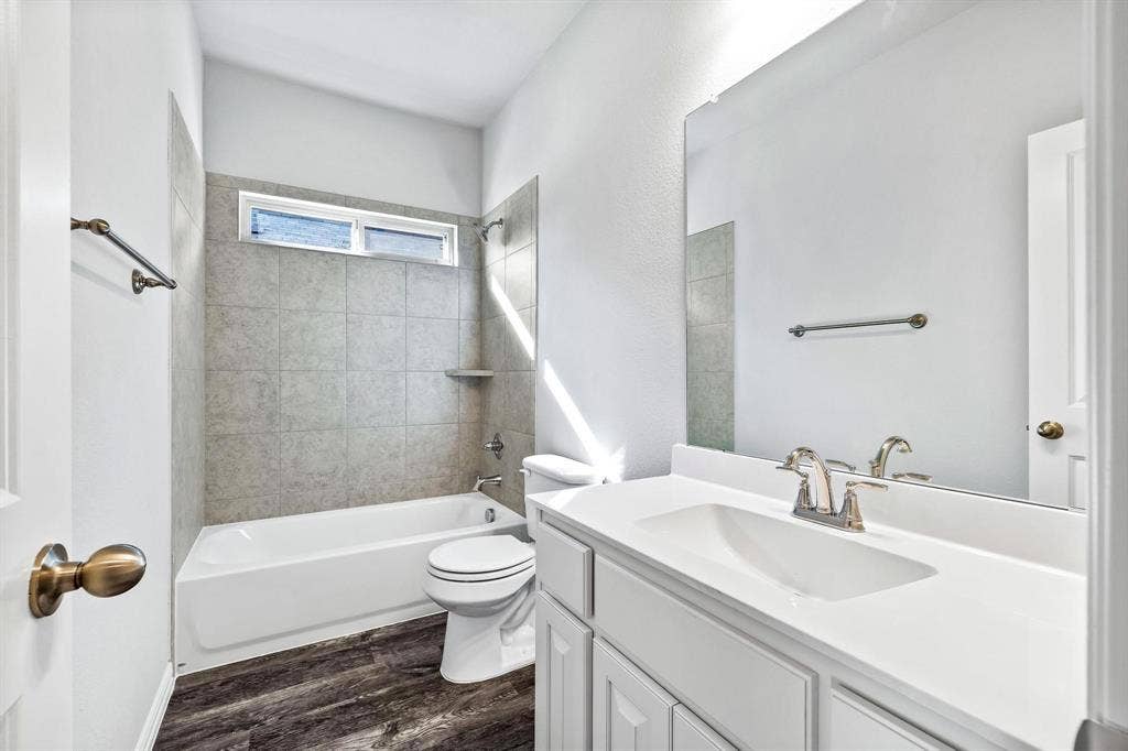 3917 Madison Lane, Denton, TX 76208 3917 Madison Lane, Denton, TX 76208