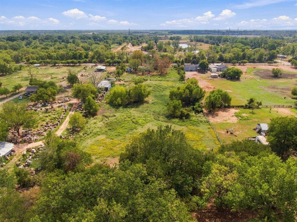 1510 Davis Road, Seagoville, TX 75159 1510 Davis Road, Seagoville, TX 75159