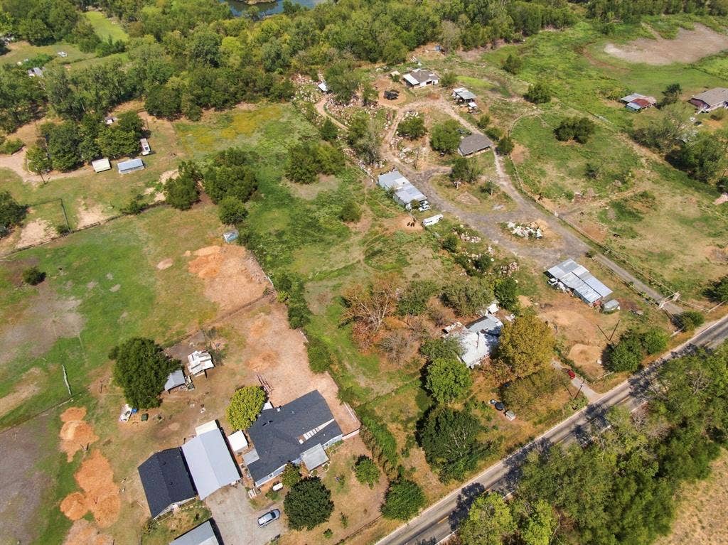 1510 Davis Road, Seagoville, TX 75159 1510 Davis Road, Seagoville, TX 75159
