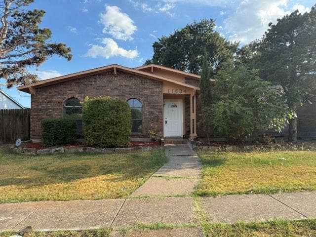 Property photo for 11634 Featherbrook Drive, Dallas, TX