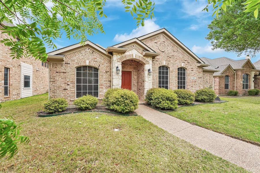 Property photo for 12618 Red Hawk Drive, Frisco, TX