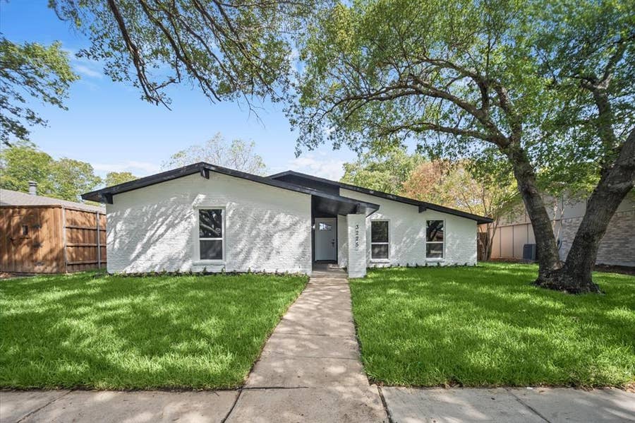 Property photo for 3225 Collins Boulevard, Garland, TX