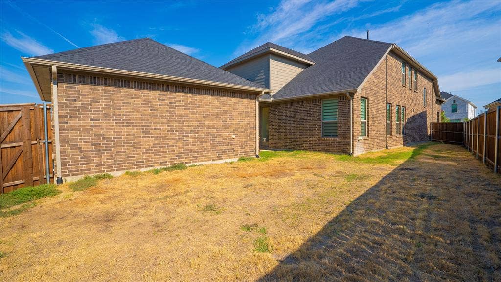 2414 Thavie Street, Celina, TX 75009 2414 Thavie Street, Celina, TX 75009