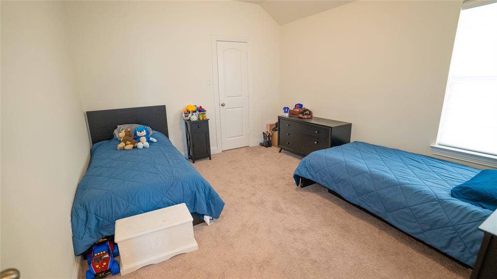2414 Thavie Street, Celina, TX 75009 2414 Thavie Street, Celina, TX 75009