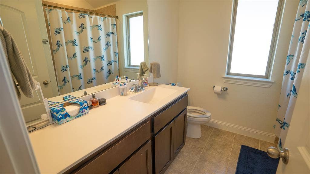 2414 Thavie Street, Celina, TX 75009 2414 Thavie Street, Celina, TX 75009