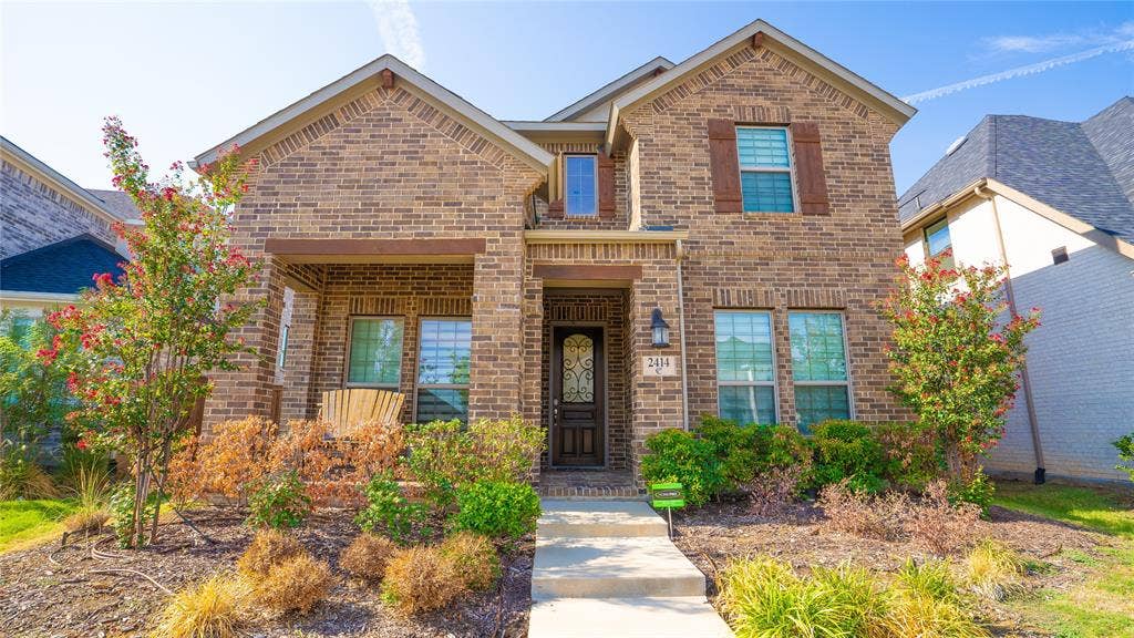 2414 Thavie Street, Celina, TX 75009 2414 Thavie Street, Celina, TX 75009