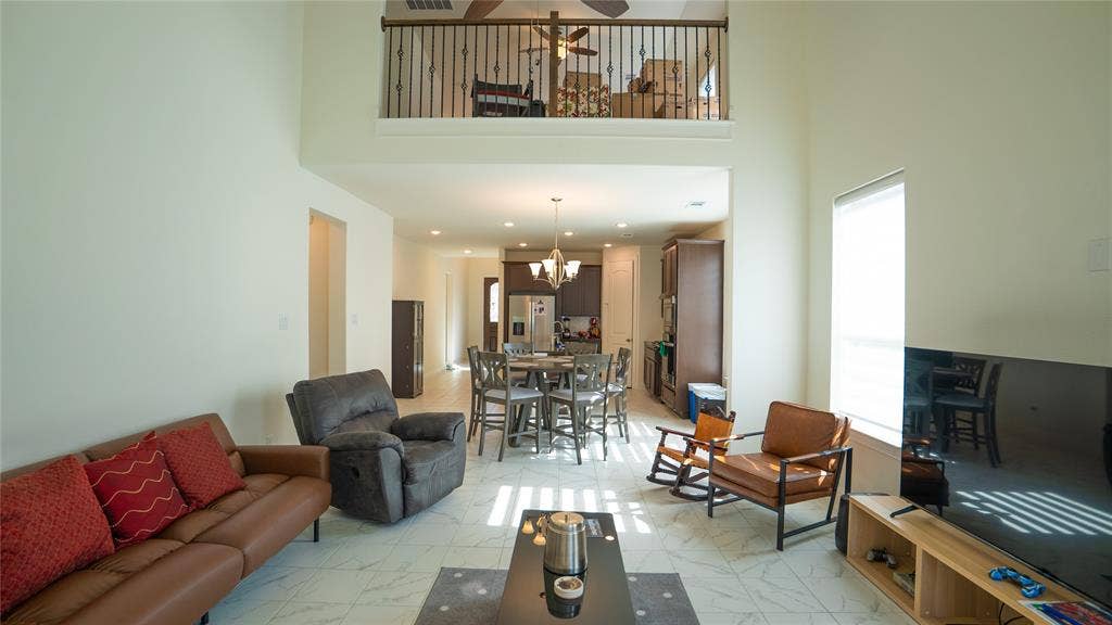 2414 Thavie Street, Celina, TX 75009 2414 Thavie Street, Celina, TX 75009