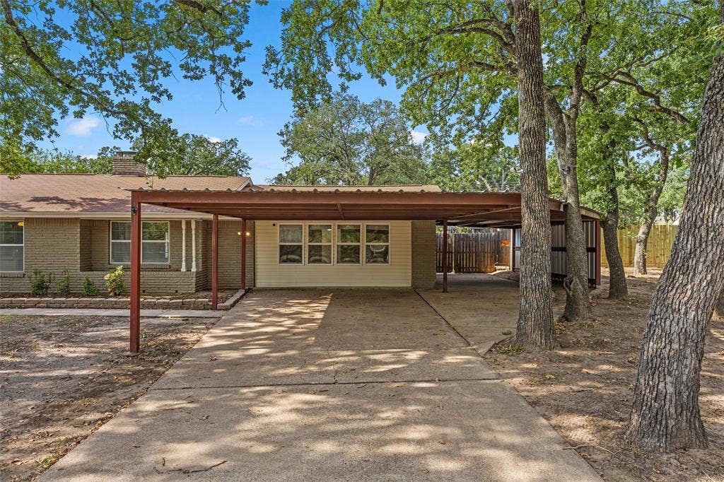 4500 Idylwood Lane, Waco, TX 76705 4500 Idylwood Lane, Waco, TX 76705