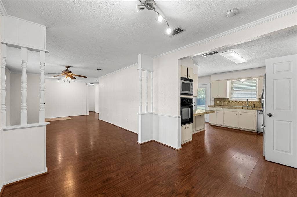4500 Idylwood Lane, Waco, TX 76705 4500 Idylwood Lane, Waco, TX 76705