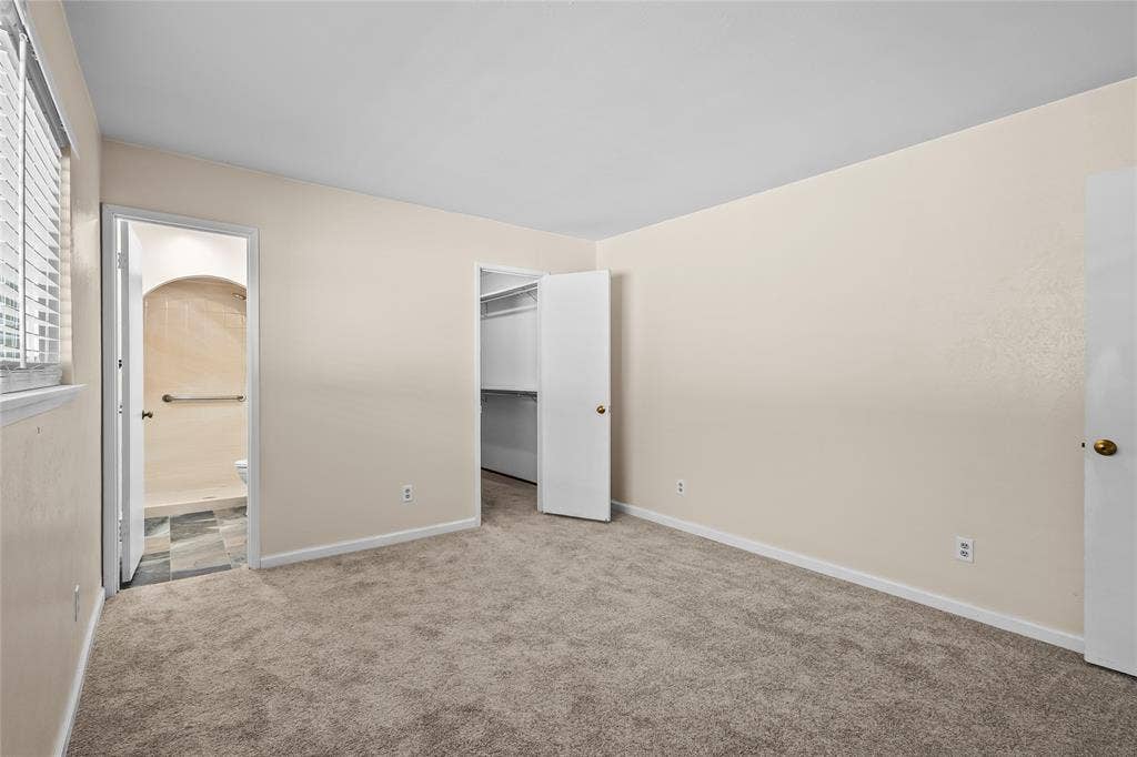 3505 S Columbine Lane, Grand Prairie, TX 75052