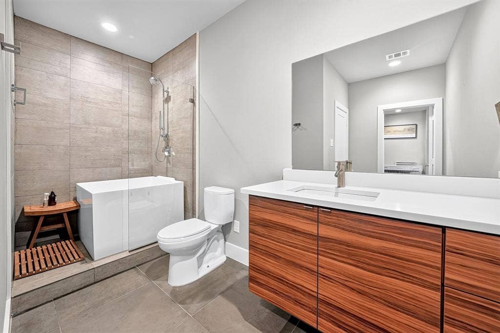 4234 Merrell Road, Dallas, TX 75229