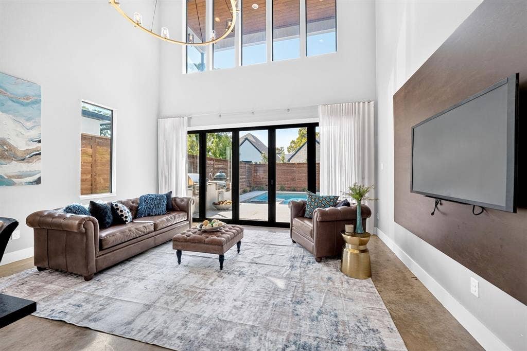 4234 Merrell Road, Dallas, TX 75229
