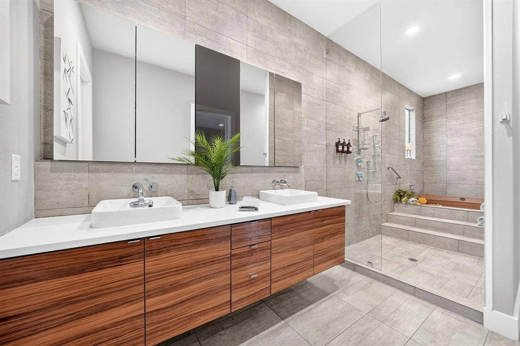 4234 Merrell Road, Dallas, TX 75229