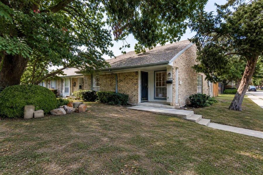 Property photo for 13747 Flagstone Lane, Dallas, TX