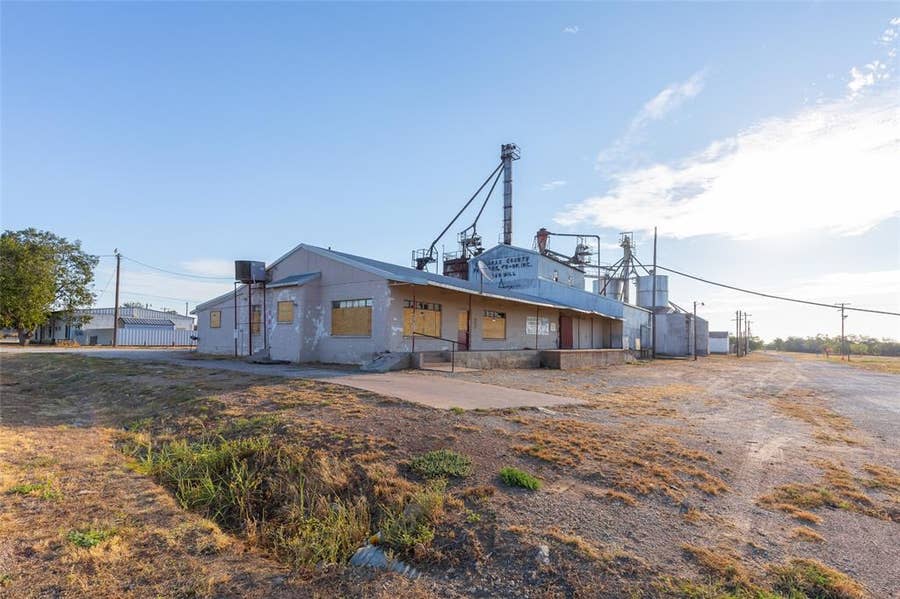 Property photo for 200 E 1st Street, Baird, TX