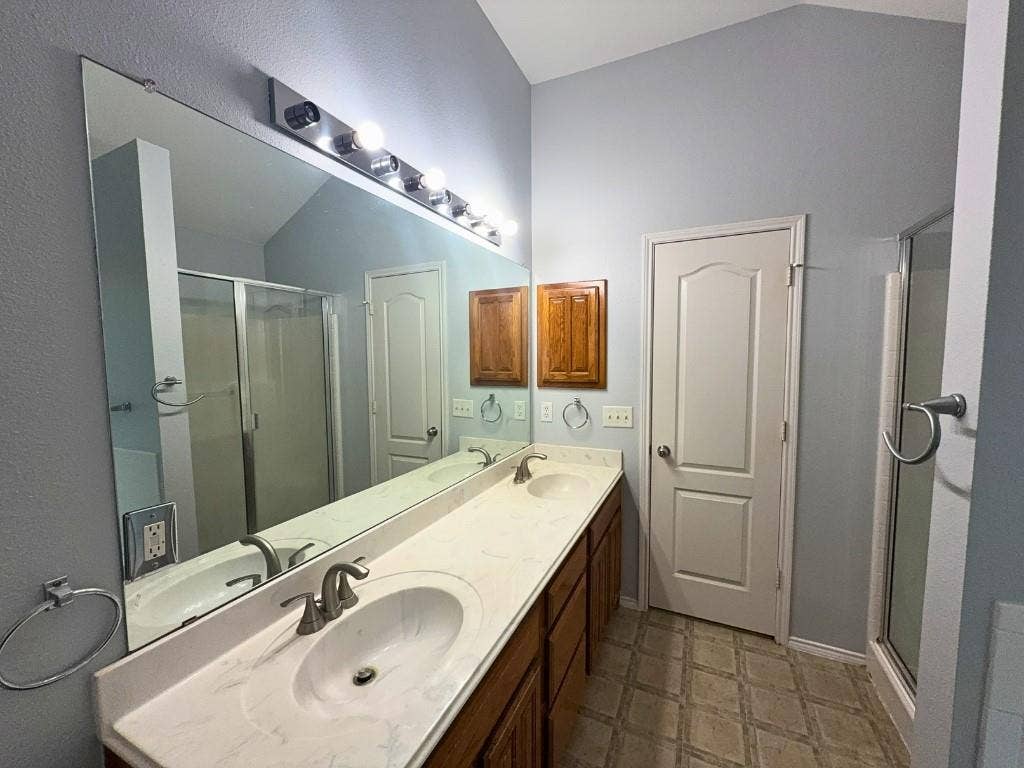 8320 Trinity Vista Trail, Fort Worth, TX 76053 8320 Trinity Vista Trail, Fort Worth, TX 76053