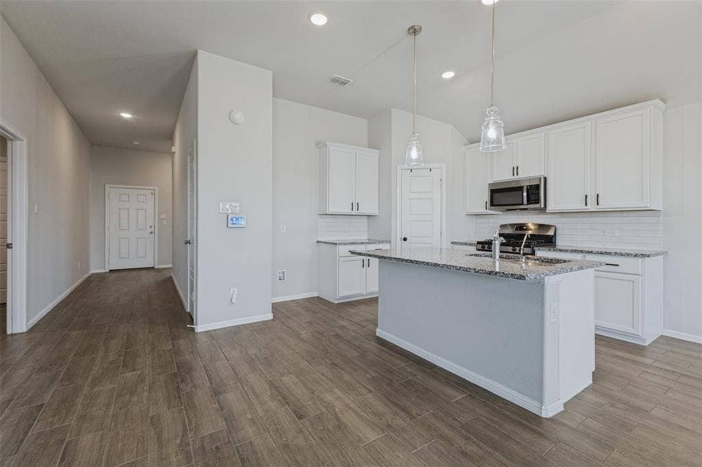 5400 Agalinis Avenue, Royse City, TX 75189 5400 Agalinis Avenue, Royse City, TX 75189