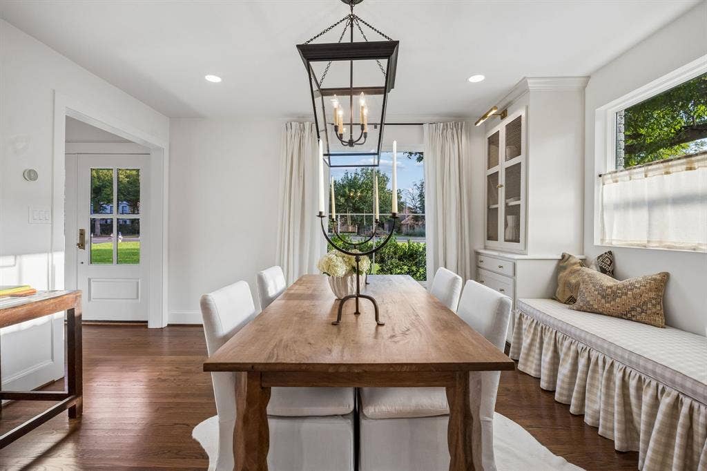6839 Gaston Avenue, Dallas, TX 75214 6839 Gaston Avenue, Dallas, TX 75214