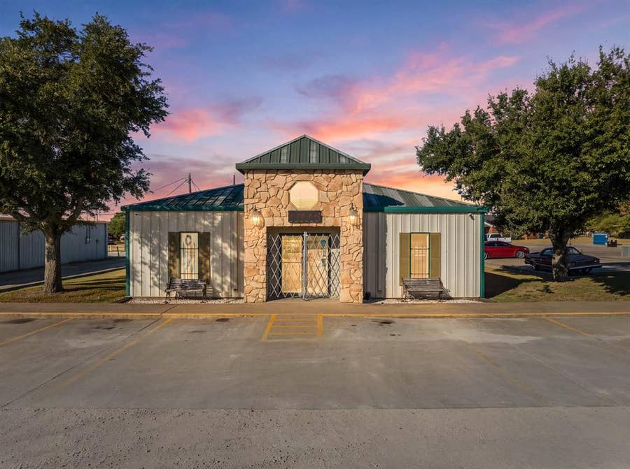 Property photo for 1225 N Brazos Street N, Whitney, TX
