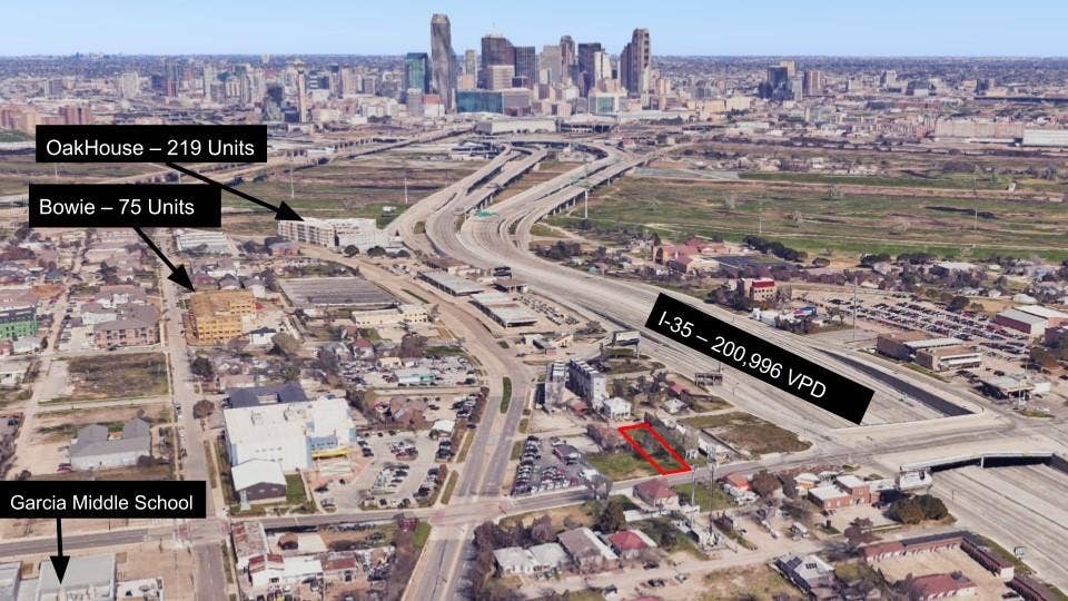 911 E 8th Street, Dallas, TX 75203