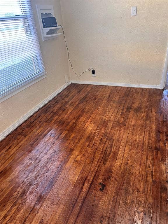 Property photo for 106 N Mill Street, Bowie, TX